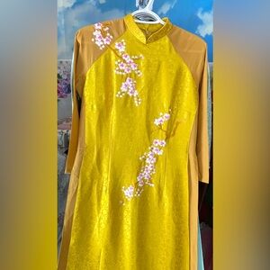 ao dai to tam theu, Vietnamese traditional long dress set 🎁 yellow xxl 2xl 8 new